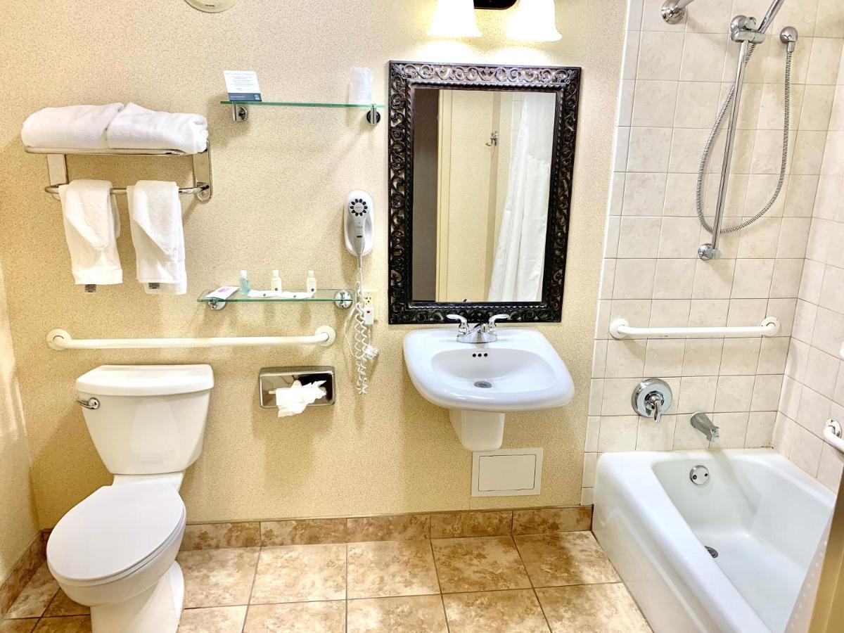 Quality Inn Oneonta Cooperstown Area Екстериор снимка