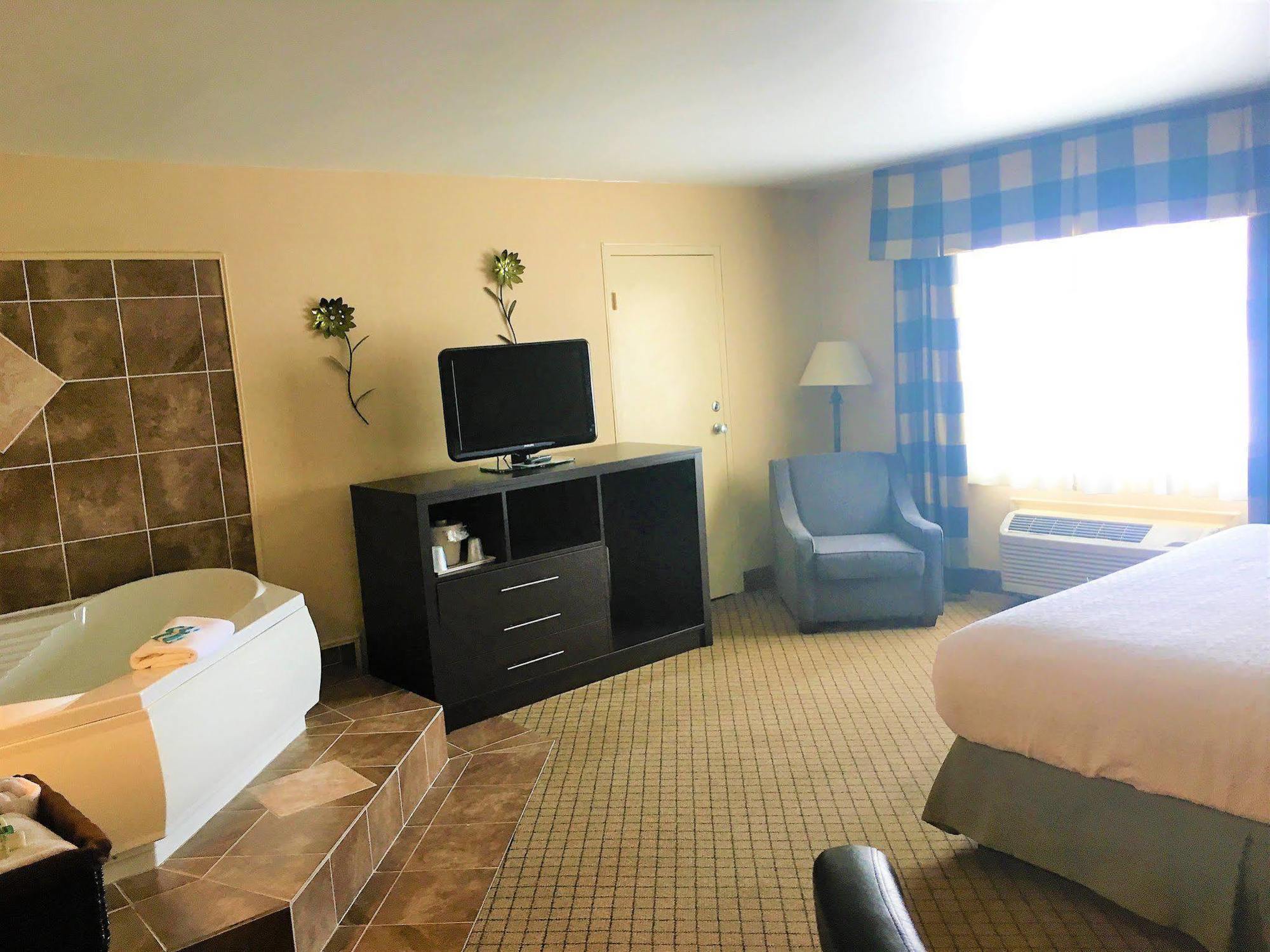 Quality Inn Oneonta Cooperstown Area Екстериор снимка